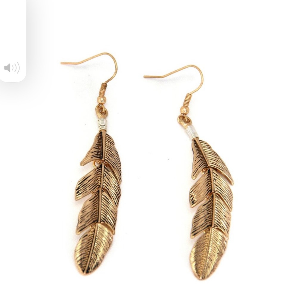 New! Boho Feather Dangle Gold Tone Textured Quality Earring’s - Picture 3 of 13